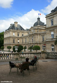 Chilling in the Garden. Palais/Jardin du Luxembourg